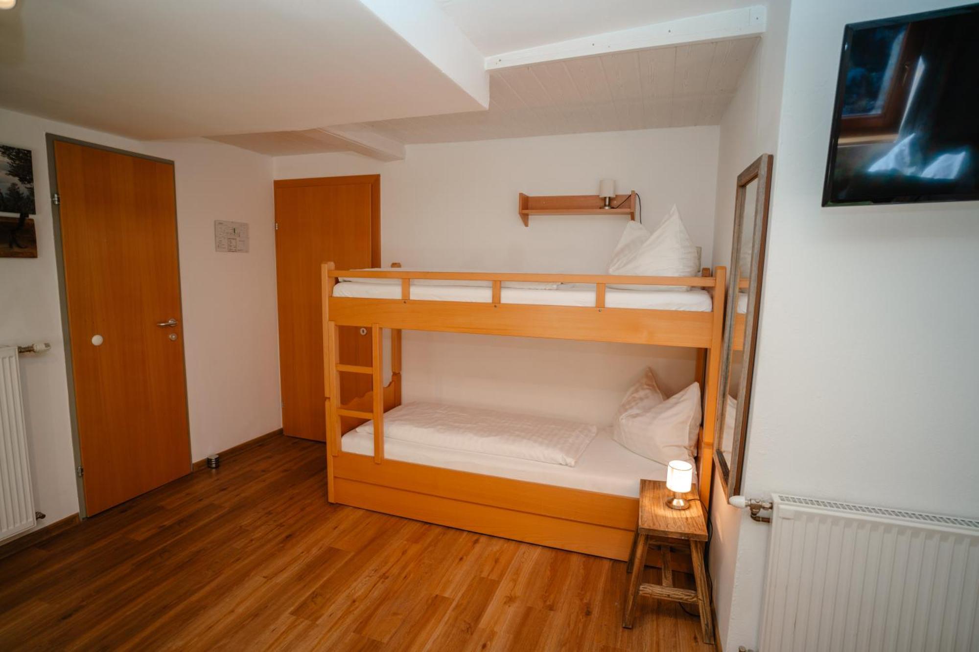 Ertlschweigerhaus Pension - Appartements - Zimmer Donnersbach 외부 사진