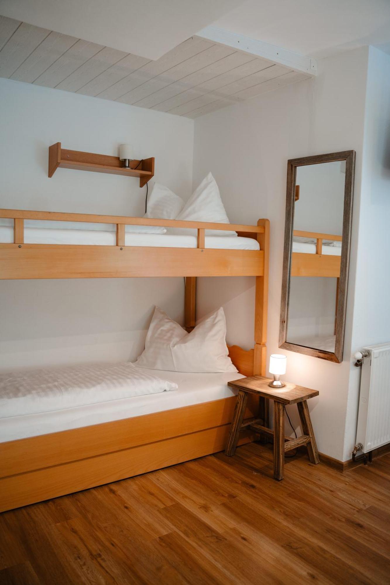 Ertlschweigerhaus Pension - Appartements - Zimmer Donnersbach 외부 사진