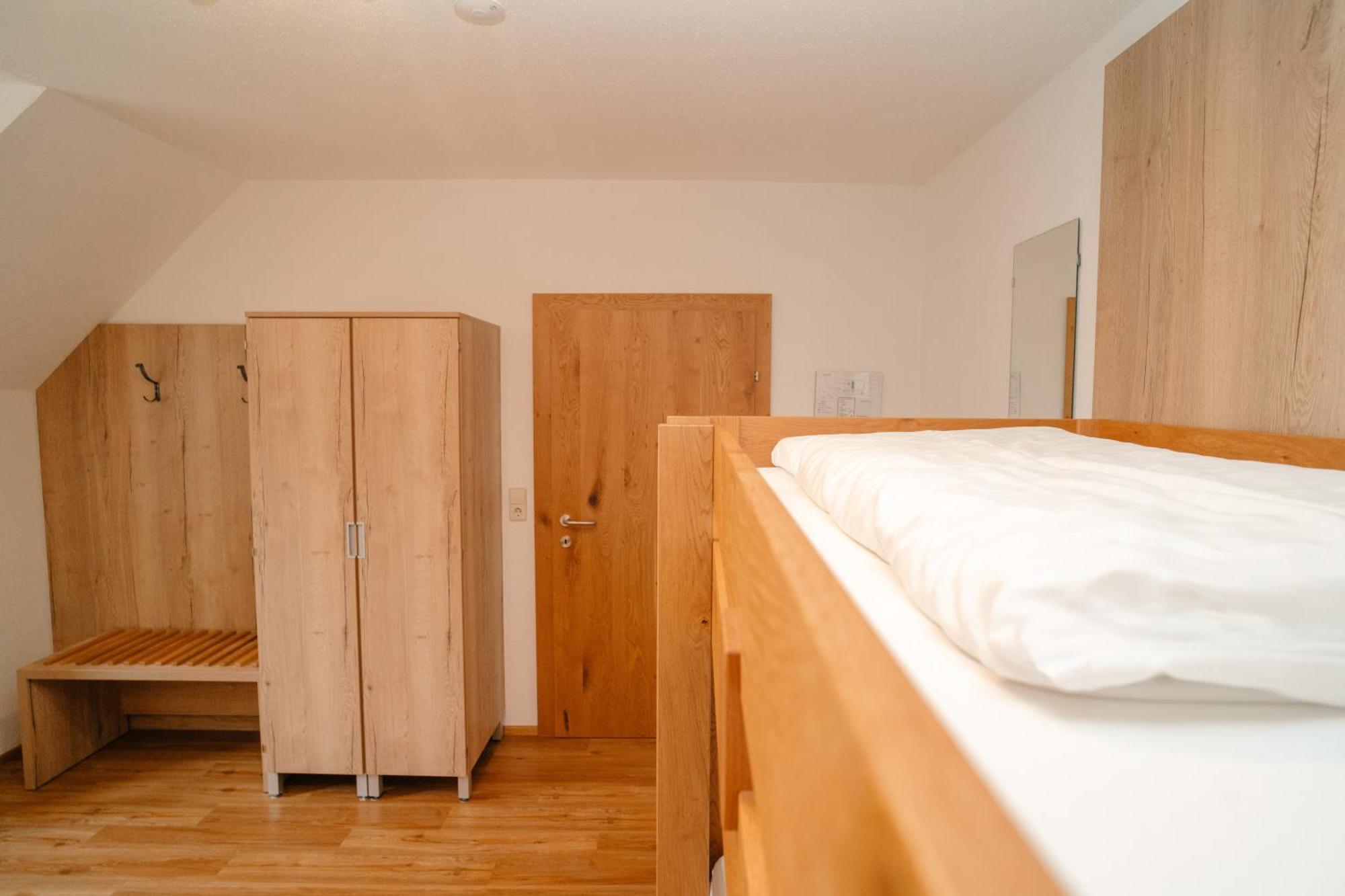 Ertlschweigerhaus Pension - Appartements - Zimmer Donnersbach 외부 사진