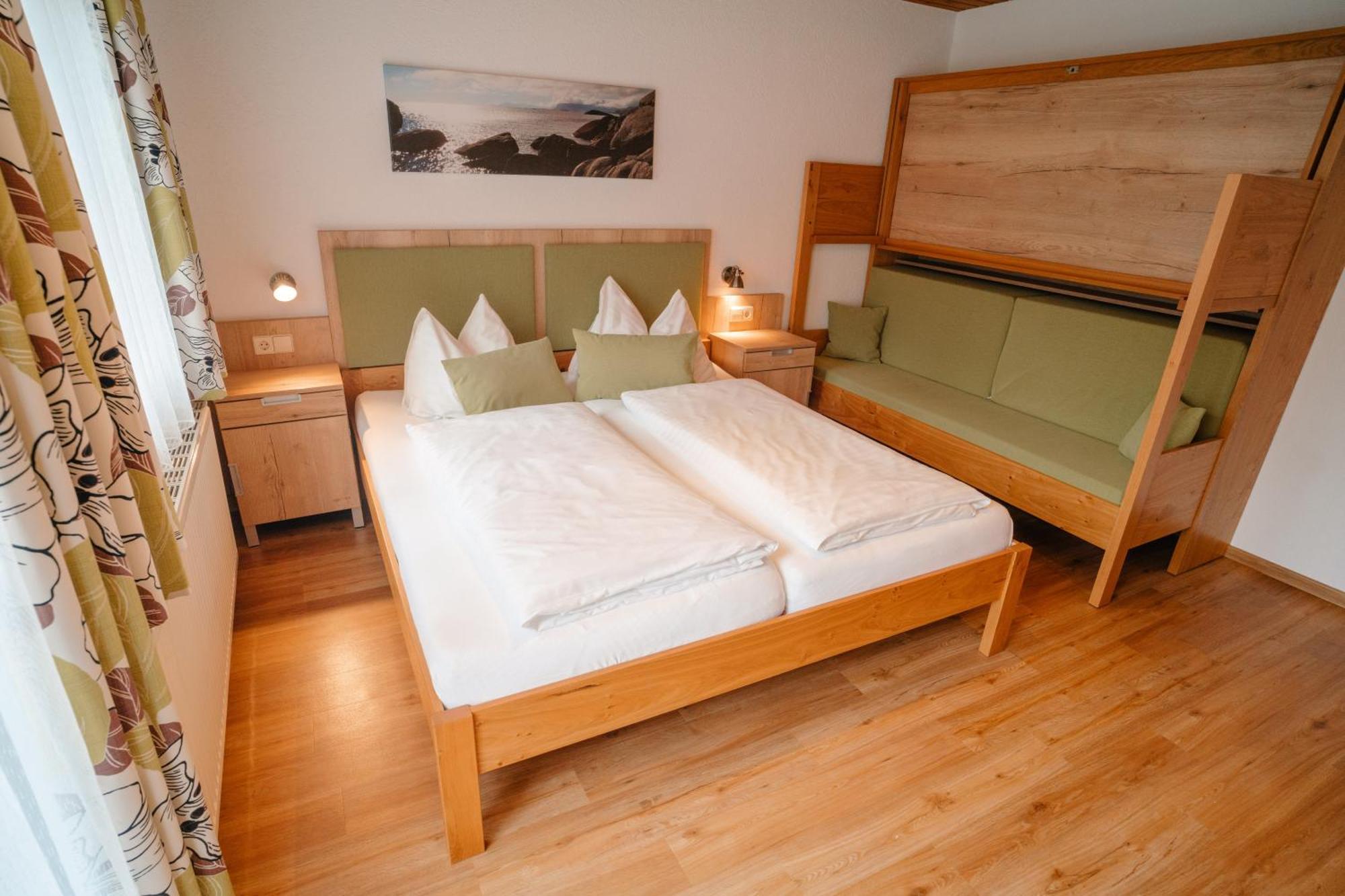 Ertlschweigerhaus Pension - Appartements - Zimmer Donnersbach 외부 사진