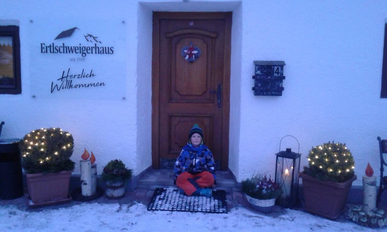Ertlschweigerhaus Pension - Appartements - Zimmer Donnersbach 외부 사진